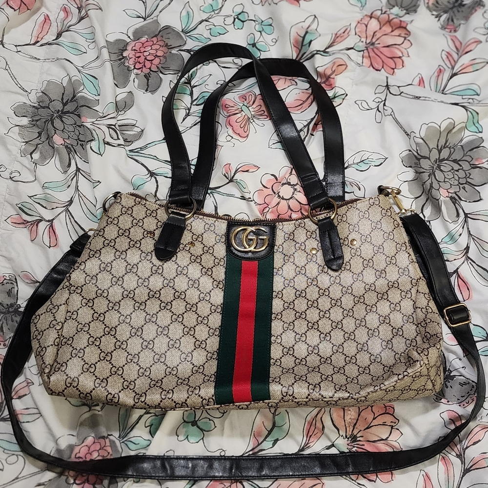 Large Beige and Black Shoulder Bag with Green and Red Stripe